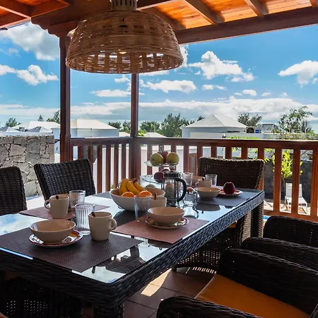 Villa Sarantontón Playa Blanca (Lanzarote)